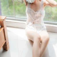 Thiên An xinh đẹp với nụ cười tỏa nắng